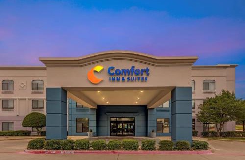 Las Colinas Hotel | Comfort Inn & Suites Irving Las Colinas DFW