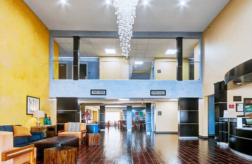 Rowlett Hotel | Comfort Suites Lake Ray Hubbard