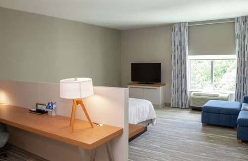 Wesley Chapel Hotel | Comfortable Hotel Near Dining, Retail & Entertainment in Wesley Chapel