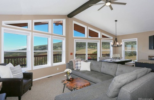 Warm Springs House | Comfy 3 Bedroom Home Sleeps 6 Panoramic Mountain and Valley Views