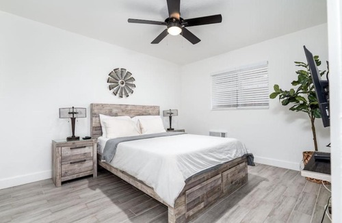 Middle River Terrace Apartment | Comfy Condos at Middle River Apt 1