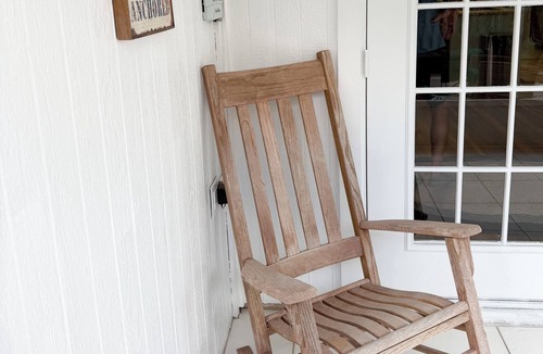 Mount Dora House | Comfy Mount Dora Cottage - King Bed - Updated & Clean!