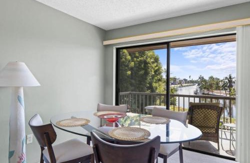 Shell Harbor House | Comfy Waterfront Condo at Tennisplace Sanibel