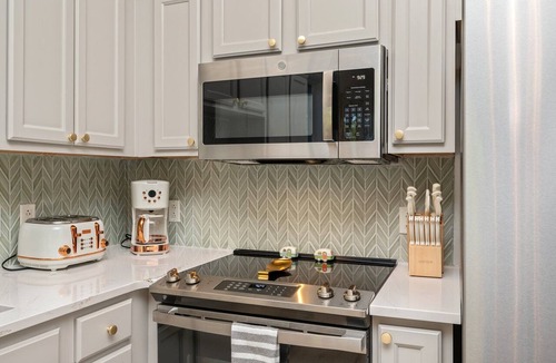 Seagrove Beach Condo | Completely Renovated Condo- Top Floor w/Elevator. 8 Min walk to the Beach!