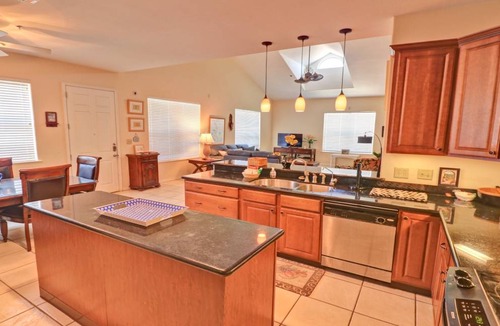 South Padre Island Condo | Condo ∙ 3 bedrooms ∙ 8 guests