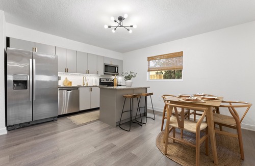Cape Caneveral Beach Gardens Condo | Condo in Cape Canaveral, just one block from the beach!