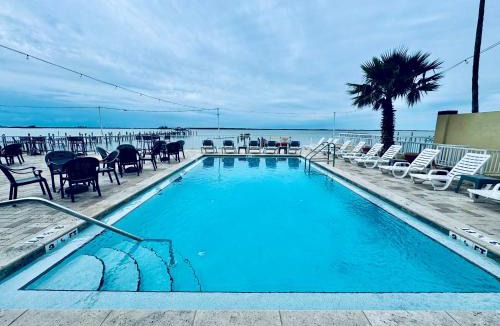 Dunedin Apartment | Condo in Waterfront Resort with Balcony Close to Beaches Free Bikes
