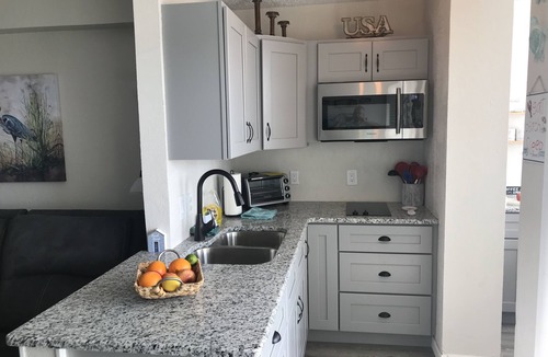 Lenox Park Condo | Condo on oceanfront property less than mile from boardwalk