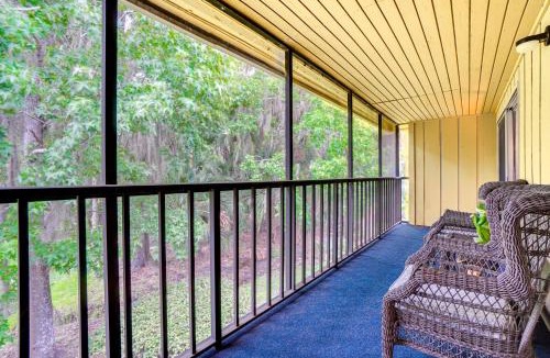 Deltona Lakes House | Condo w/Pool & Beach Access Near Theme Park