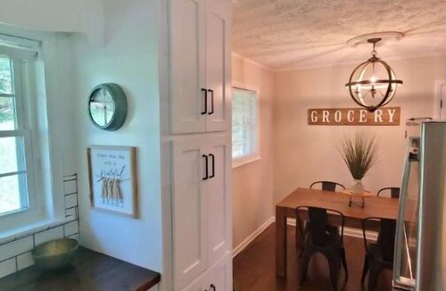 Gainesville House | Convenient 3 Bedroom/2 Bath house