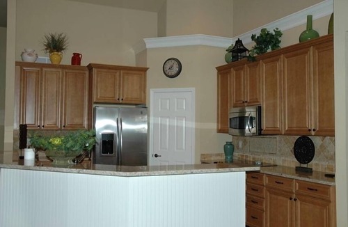 Willoughby Acres House | Conveniently Located, 4BR/3BA, Den, Pool, Close to Beach