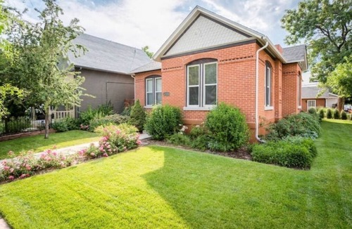 Curtis Park Apartment | Converted 1886 schoolhouse, close walk to RiNo Unit 1