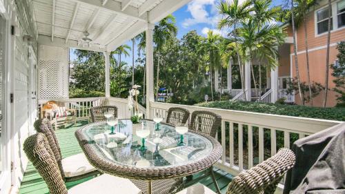 Key West Villa | Coral Palm by AvantStay