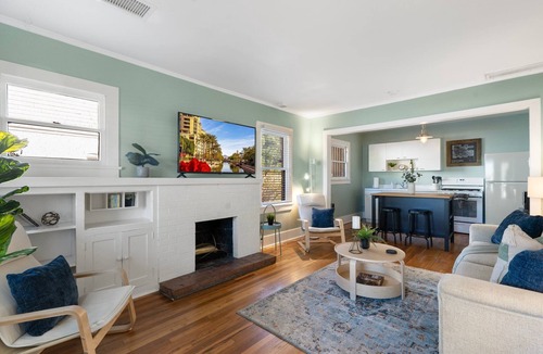 Coronado House | Coronado Casa