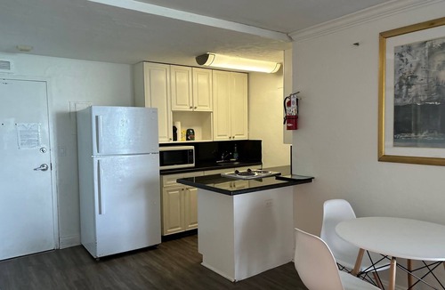 Galt Mile Hotel | CORTUGAFestivalSpecial Seaside EfficienyHotelRoomwithDoubleBeds atThe OceanManor