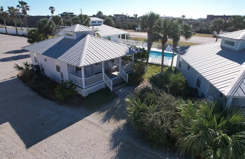 Boys Works Cottage | Cottage with Boat Dockage, Steps to Private Beach Access!
