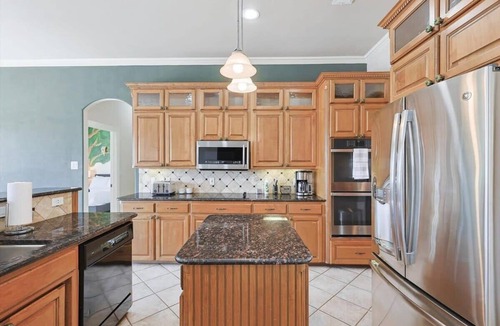 Fort Worth House | Country Living At Its Finest - 5BD with Pool