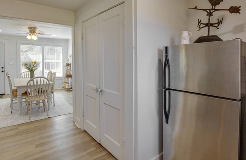 Decatur Cottage | Countryside Cottage w/Fenced Yard in Decatur!