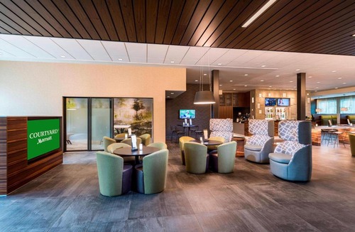 Citrus Park Hotel | Courtyard by Marriott Tampa Northwest/Veterans Expressway