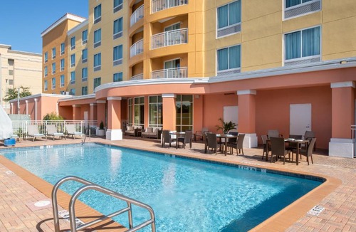 Orange Park Hotel | Courtyard Jacksonville Orange Park