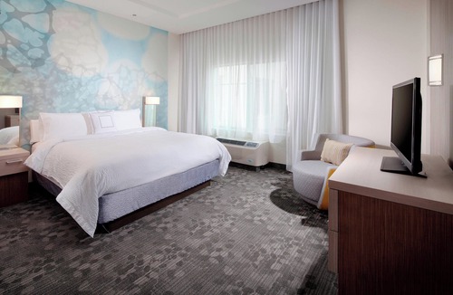 Abacoa Hotel | Courtyard Palm Beach Jupiter