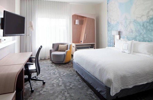Abacoa Hotel | Courtyard Palm Beach Jupiter
