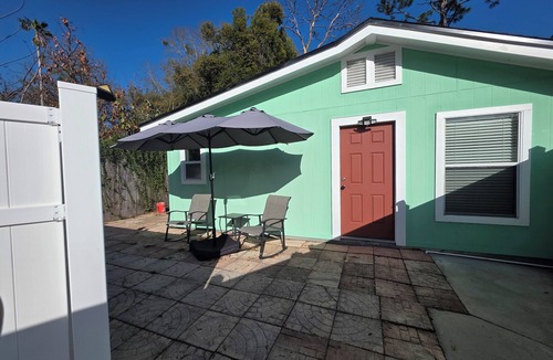 Arlington Apartment | Cozy 1-bedroom apartment in Jacksonville with AC