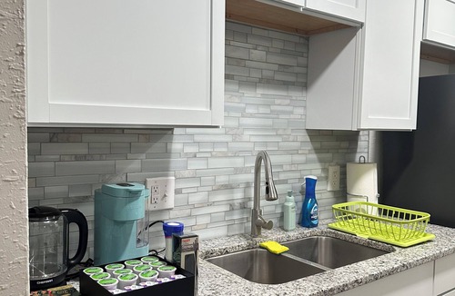 Midland Condo | Cozy 1-bedroom condo with an office