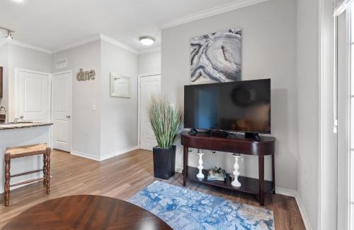 Wetmore Apartment | Cozy 1BR Retreat PEC 2104