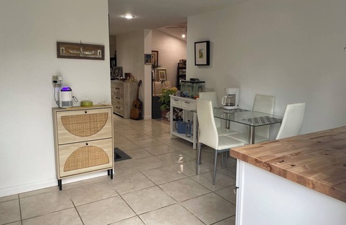 Pompano Beach Cottage | Cozy 2-bedroom cottage, 3 miles to marvelous Beaches