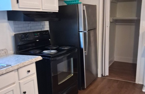 Rupert House | Cozy 2-bedroom mobile home in soothing Oglethorpe with AC coin laundry. No pets