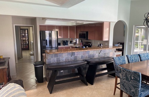 Port Charlotte House | Cozy 3-bedroom house in peaceful Port Charlotte with a pool on the canal