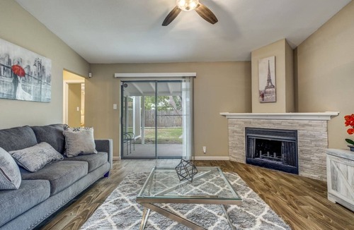 West San Antonio House | Cozy 3BR | BMT- Lackland | SeaWorld