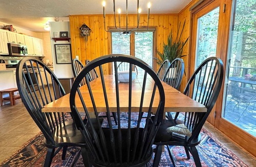 Cuchara House | Cozy 3BR Creekside Cabin - Summer Fun, Fall Foliage & Winter Skiing