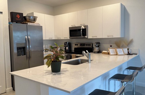 Seybold House | Cozy 4-bedroom townhome in vibrant Miami