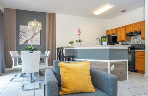 Bellavida House | Cozy 4 bedrooms close to Disney