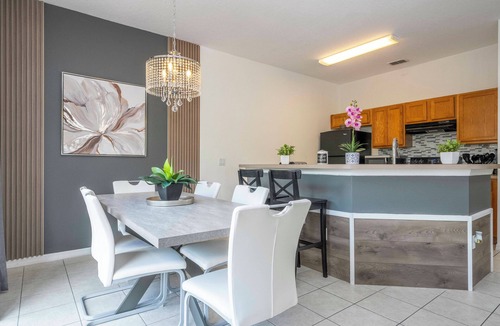 Bellavida House | Cozy 4 bedrooms close to Disney