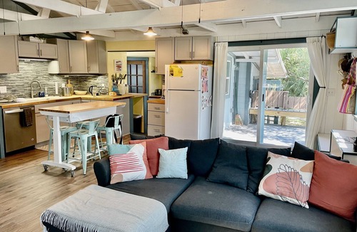 Alligator Point Cottage | Cozy Alligator Point Beach Cottage in the Trees