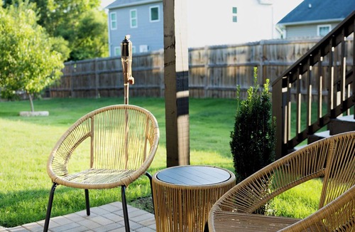 Calhoun Apartment | Cozy and Modern Studio near the I-75 highway.