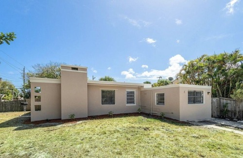 Southwest House | Cozy and Modern home 10 minutes from the beach !