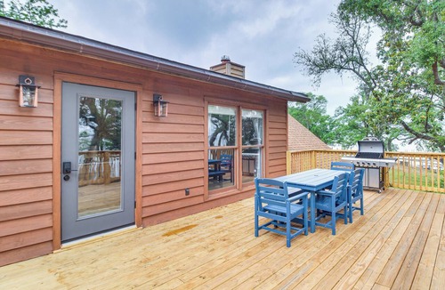 Gulf Breeze Apartment | Cozy Bayfront Log Cabin! Fishing Pier, Swim Dock!