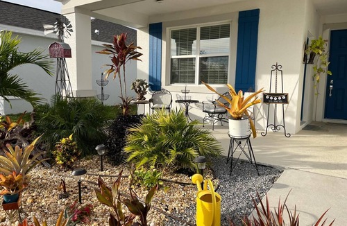 Silver Lake House | Cozy Beach Style Attached Apartment Studio