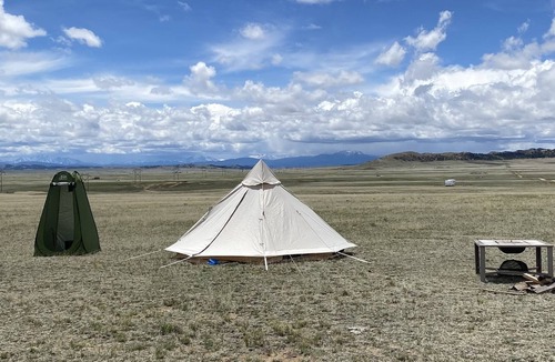 Hartsel RV Rental | Cozy Bell Tent w Firepit & Views - Easy Access to Reservoir!