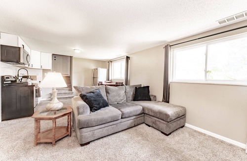 Village Seven House | Cozy Central Home w/Pikes Peak View & Fireplace. Hiking & Biking Galore!