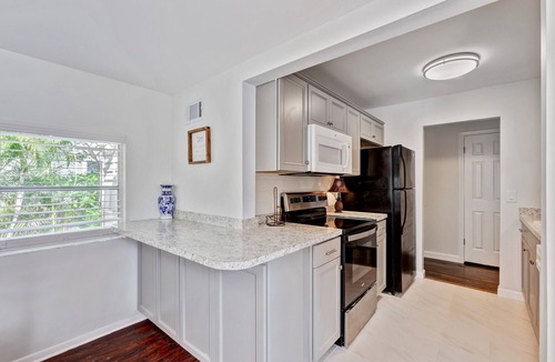 Parker Ridge House | Cozy Central Retreat: Walk to Golf & Park - Charming 3/1
