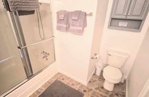 Walsenburg Apartment | Cozy & Clean Casita w/Hammocks & Disc Golf