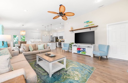 Vilano Beach Cottage | Cozy Coastal Beach Home - Hot Tub! Pets! Bicycles!