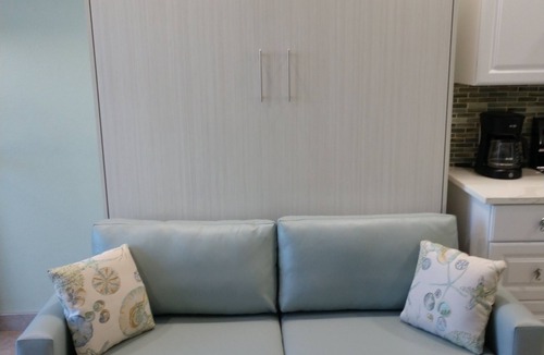 Indian Shores Condo | Cozy Coastal Condo, renovated 2025, quiet family friendly, fishing from seawall