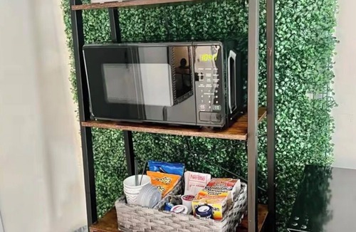 Naranja Apartment | Cozy completely private Studio between Miami and The Keys
