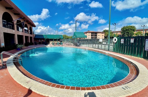 South Middle River Condo | Cozy condo with lots of perks for your maximum comfort